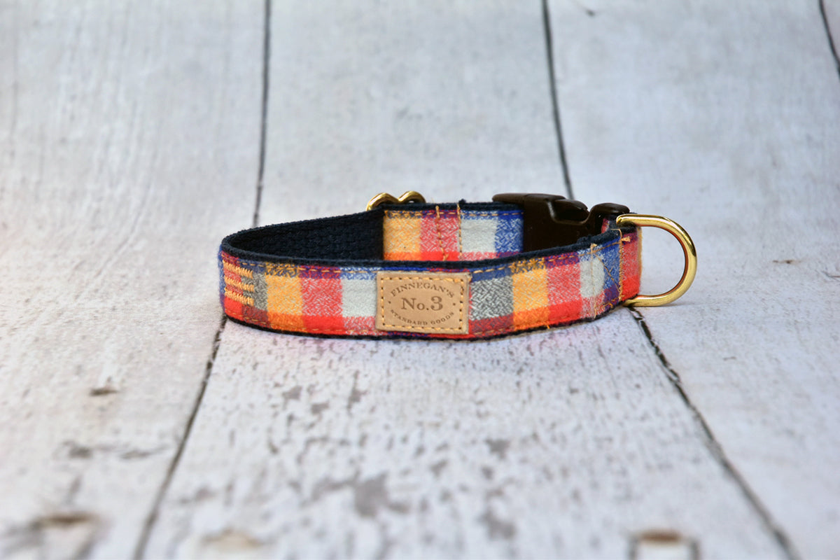 1" Baxter Flannel Plaid Collar