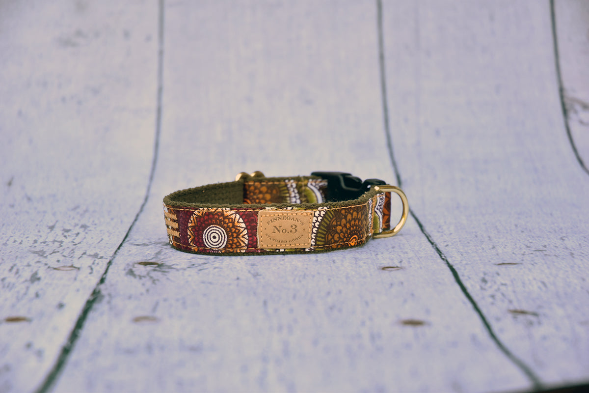 1" Retro Bouquet Collar