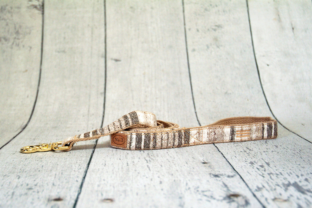 1″ Tan Blanket Stripe Lead