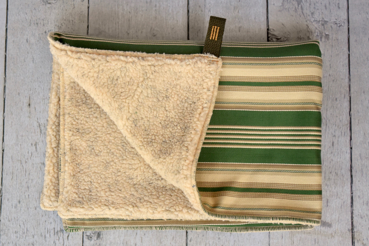 Laurel Stripe Blanket Bed