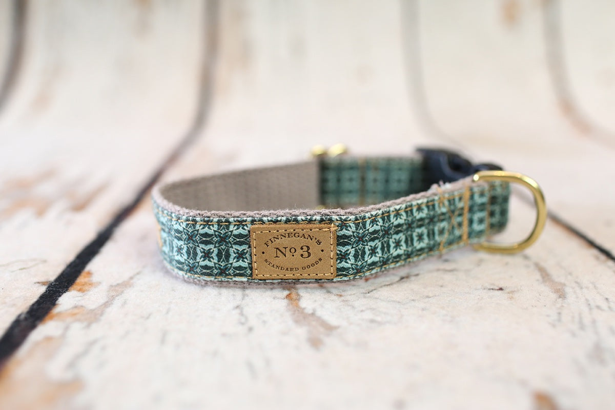 1" Aqua Tie Pattern Collar