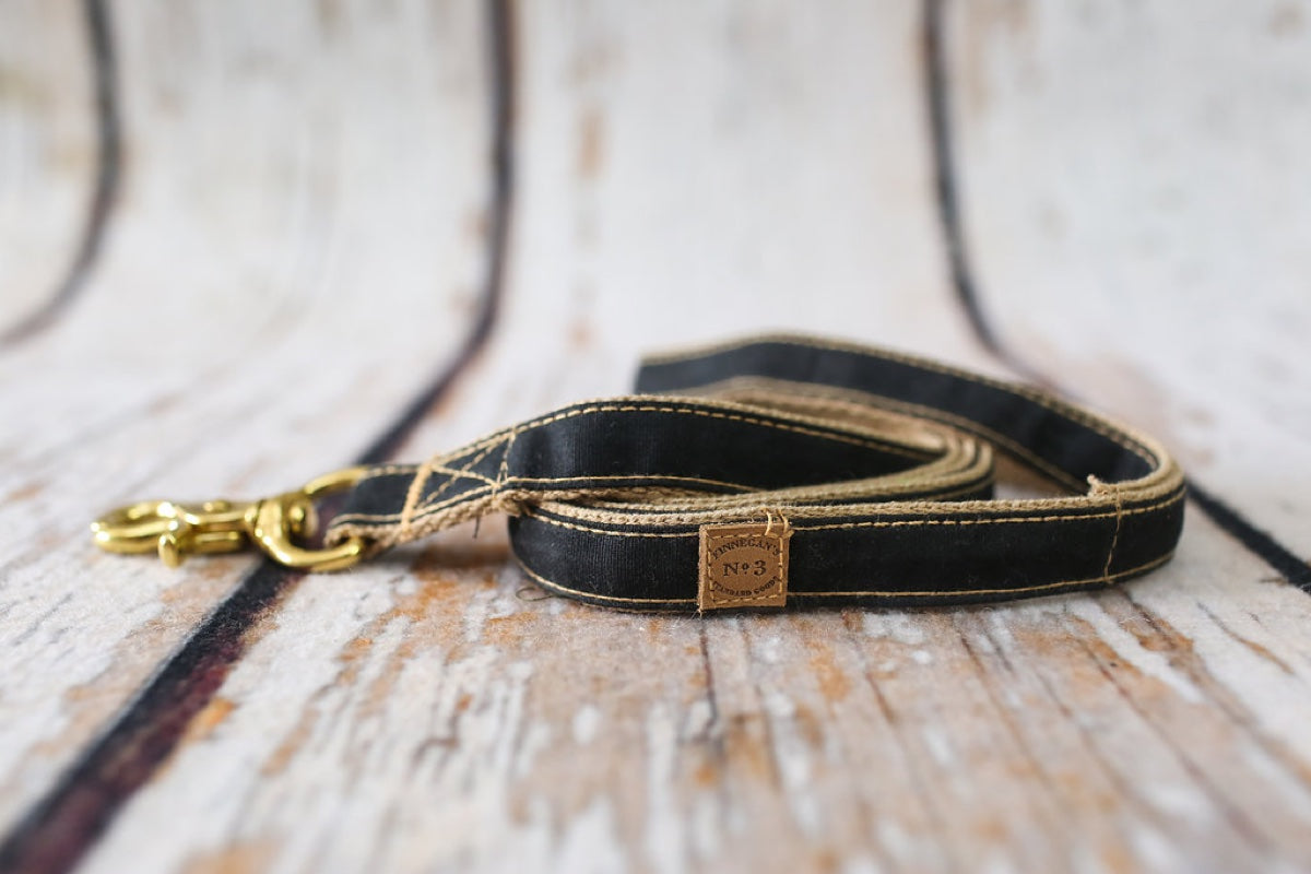 3/4" Tar Black Waxed Cotton Lead